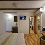 & شيبينيك